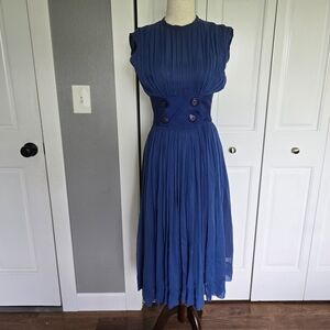 Vintage kerrybrooke sears robucks high collar keyhole back pleated midi dress
